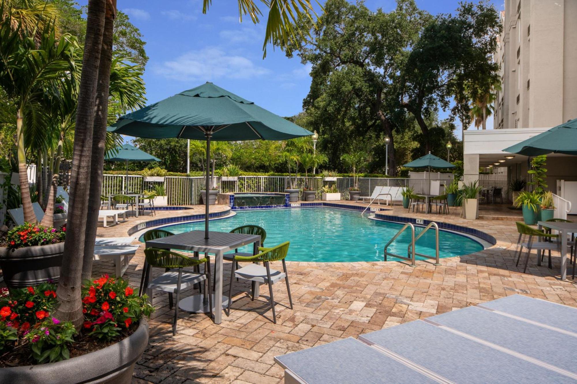 Springhill Suites Fort Lauderdale Airport Дейния Бийч Екстериор снимка