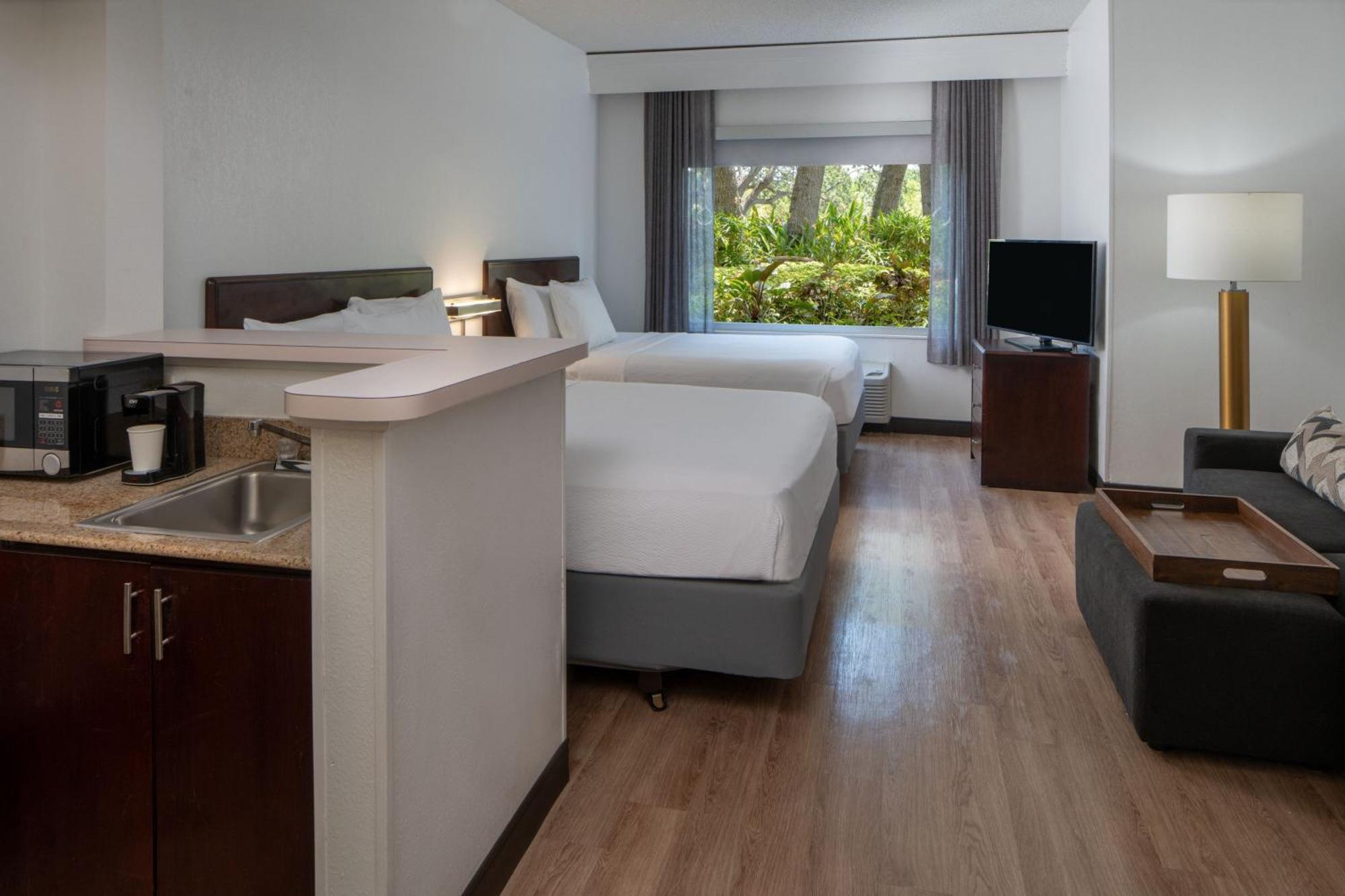 Springhill Suites Fort Lauderdale Airport Дейния Бийч Екстериор снимка